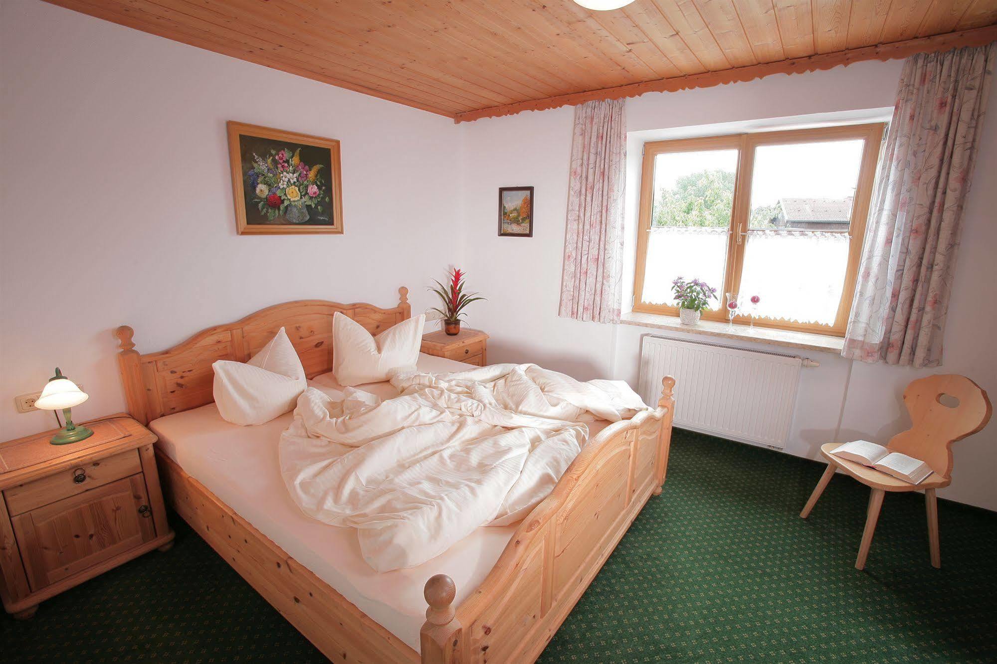 Pension Schweizerhaus Garni Вейарн Экстерьер фото